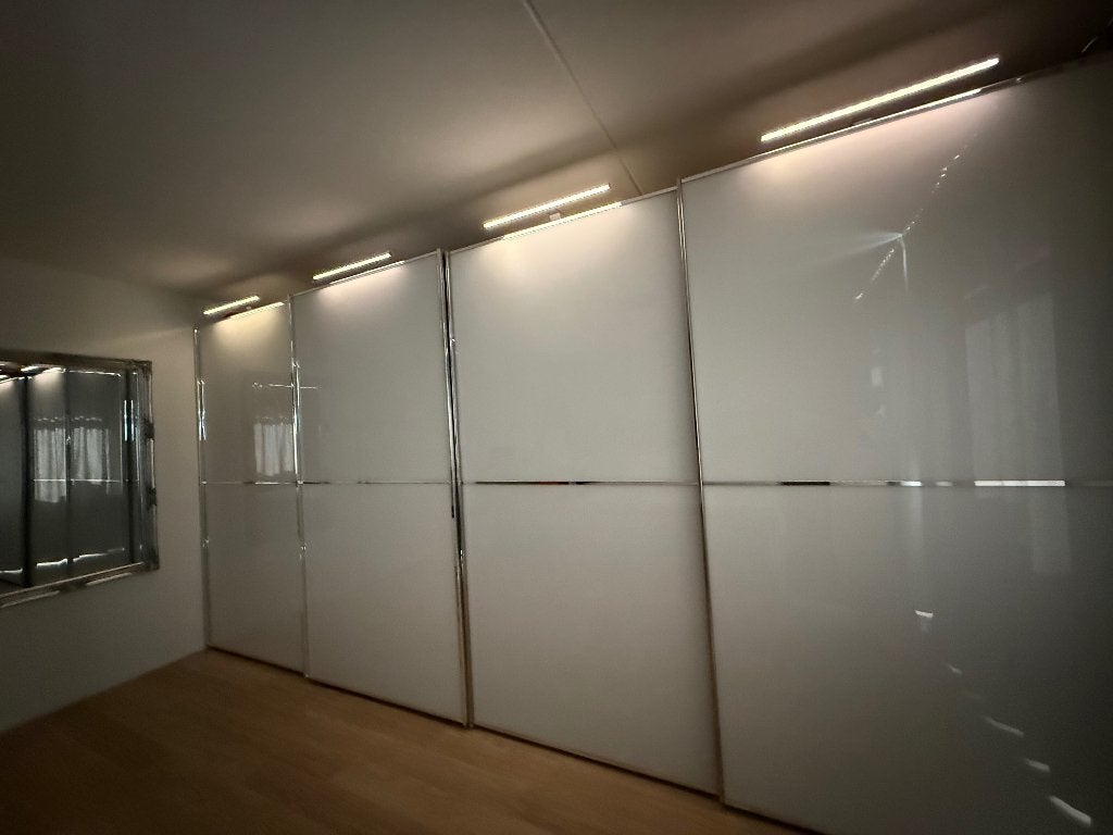 Grote Goossens kledingkast 4,80m 4 schuifdeuren verlichting, Ophalen, Eikenhout, 200 cm of meer, 200 cm of meer
