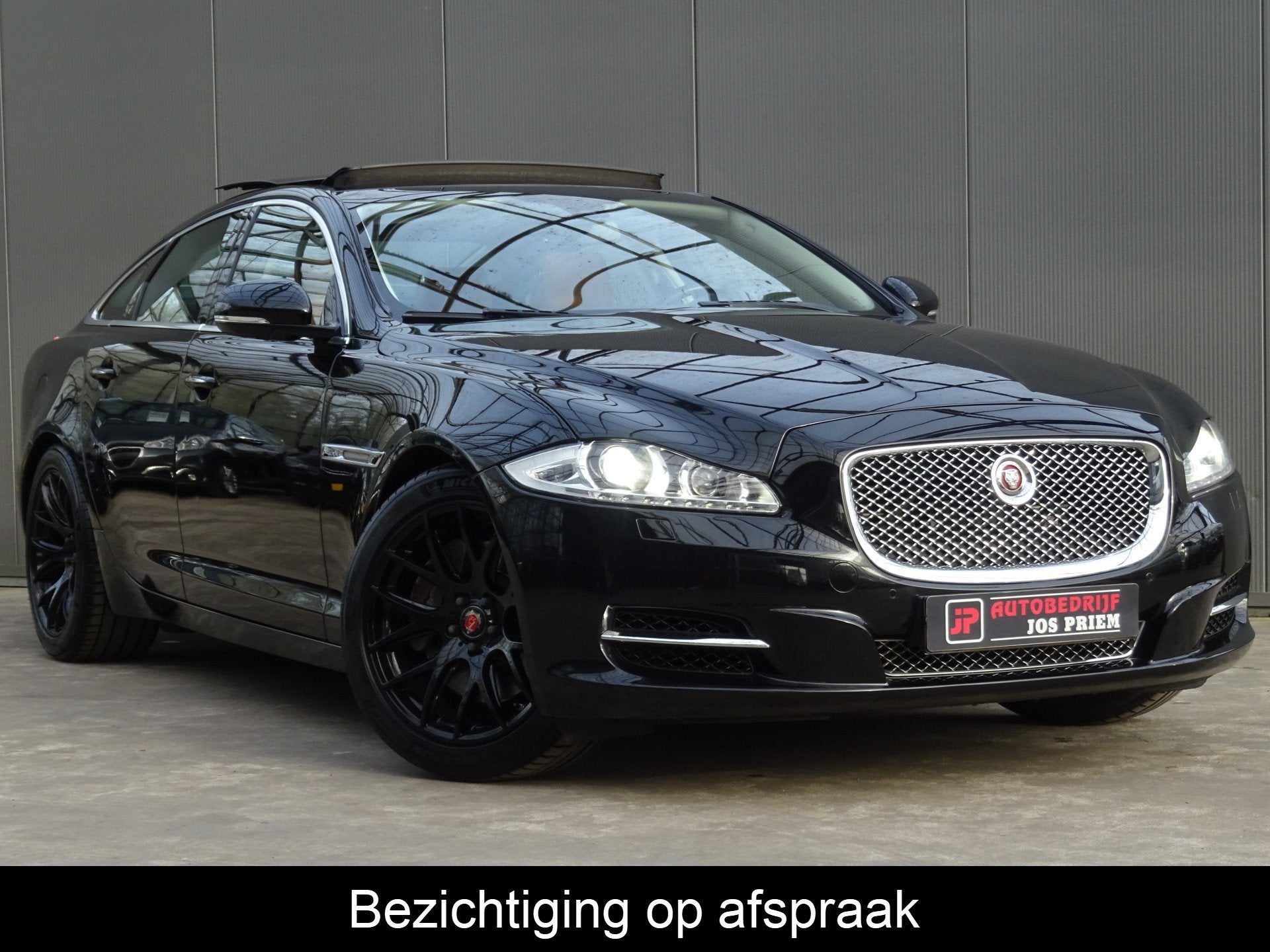 Jaguar XJ 2.0 Premium Luxury * MASSAGE * ZEER LUXE UITV. !, Automaat, Euro 5, Achterwielaandrijving, Gebruikt