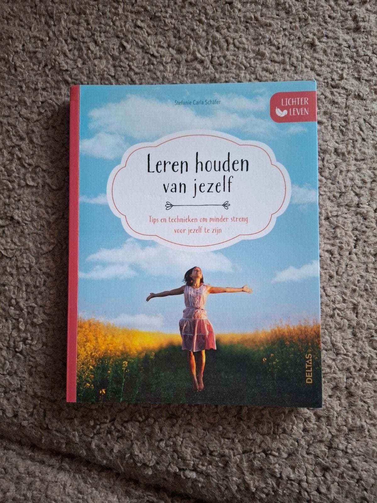 Lichter leven - Leren houden van jezelf, Boeken, Psychologie, Ophalen of Verzenden, Zo goed als nieuw, Stefanie-Carla Schafer