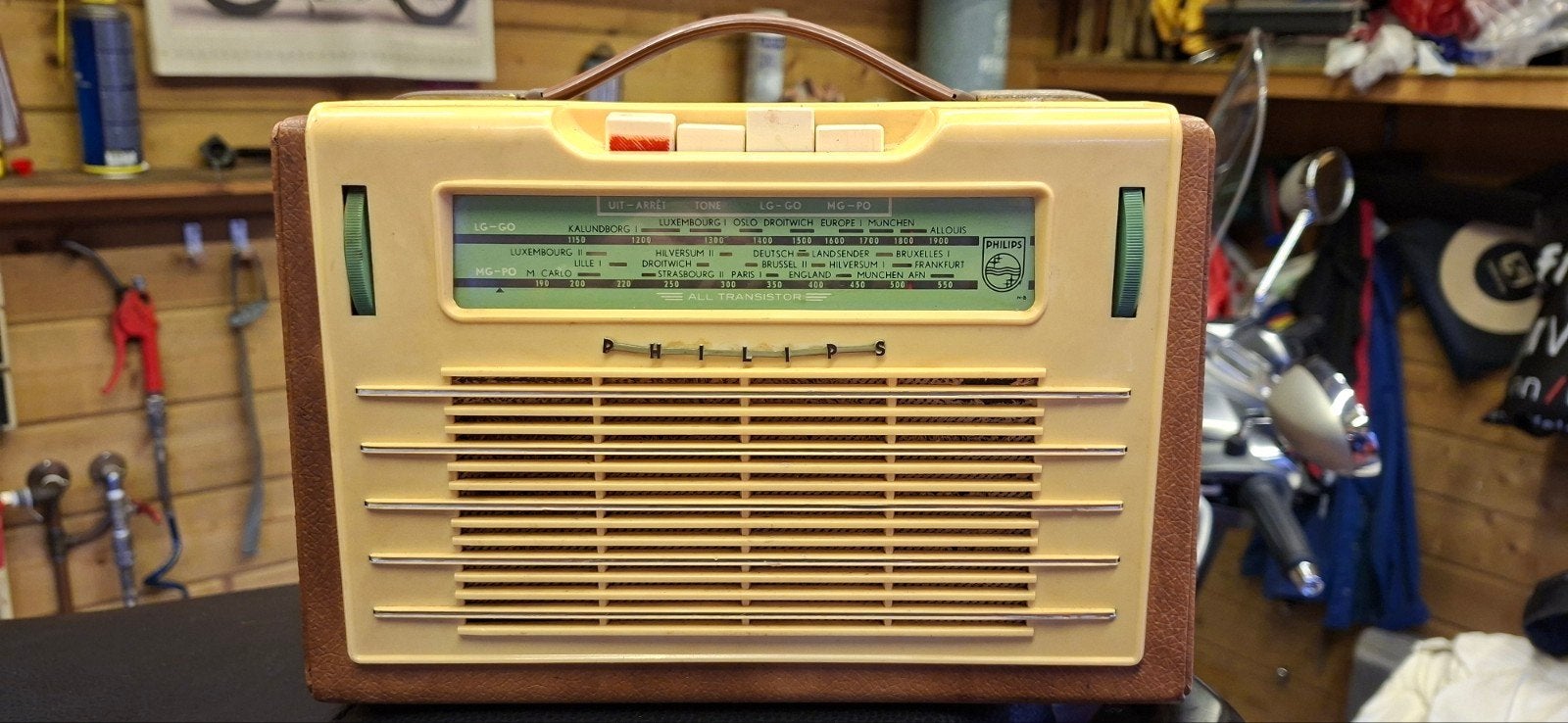mooie bewaarde Philips koffer radio, Antiek en Kunst, Ophalen