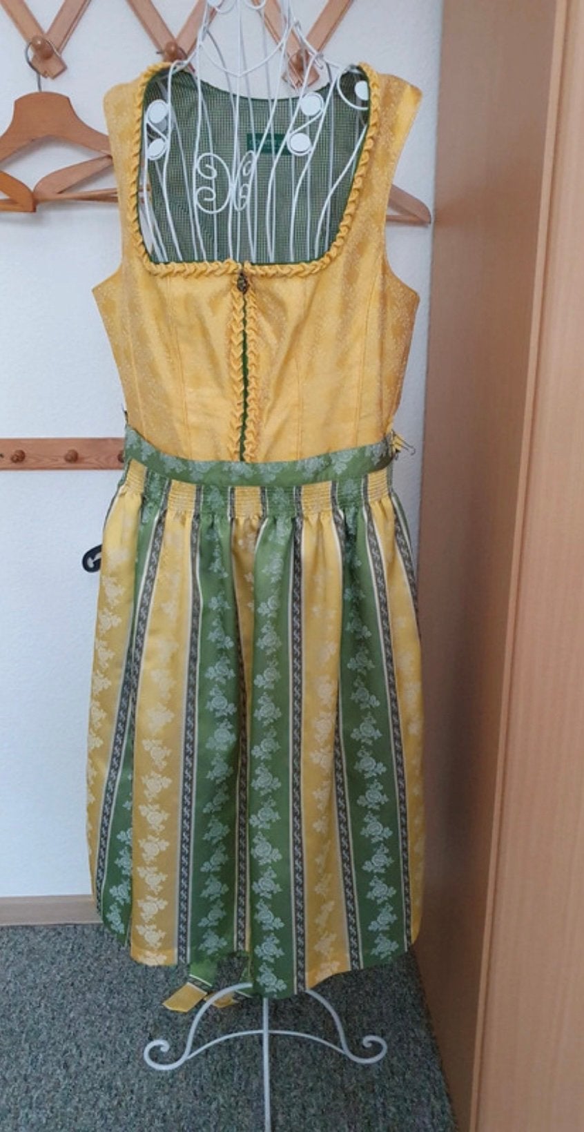 Dirndl Country Line maat 46/48, Kleding | Dames, Ophalen of Verzenden, Zo goed als nieuw, Maat 46/48 (XL) of groter, Overige thema's