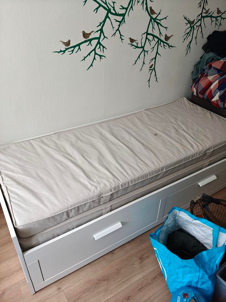 Ikea Brimnes bedbank met 2 matrassen en lades, Ophalen, Gebruikt, Wit, Tweepersoons