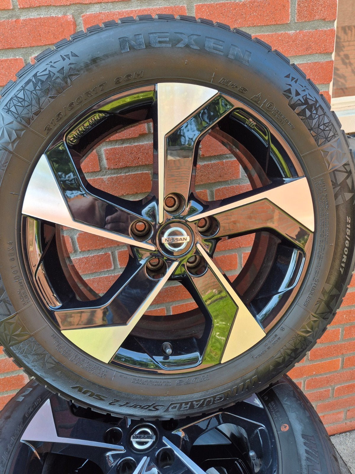Nissan Qashqai velgen met z.g.a.n. Nexen banden (winter), Auto-onderdelen, Banden en Velgen, Ophalen, 215 mm, Nieuw, 17 inch