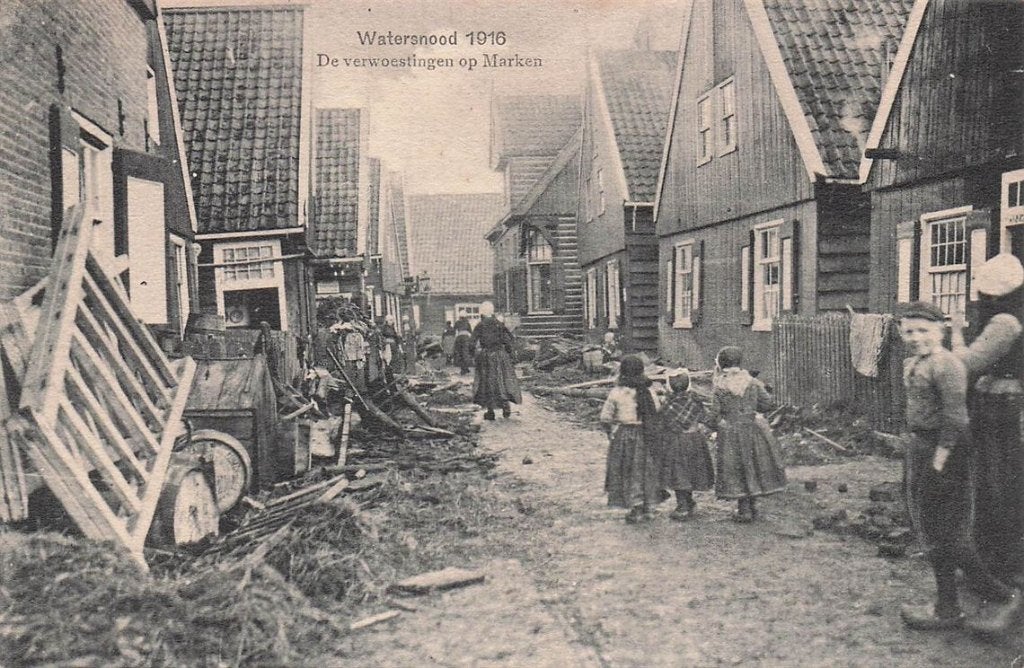 703-490-027 Watersnood 1916 de Verwoestingen op Marken, Verzenden, Voor 1920, Noord-Holland