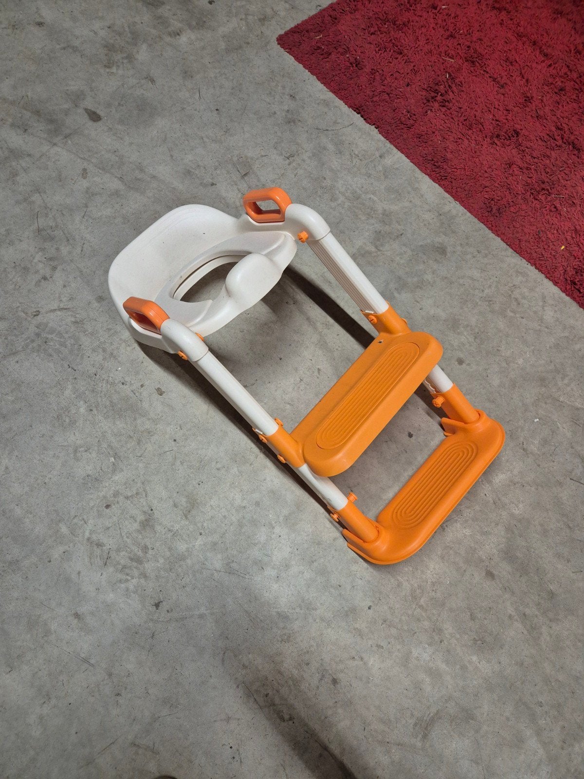 toilet kindertrapje, Ophalen, Zo goed als nieuw