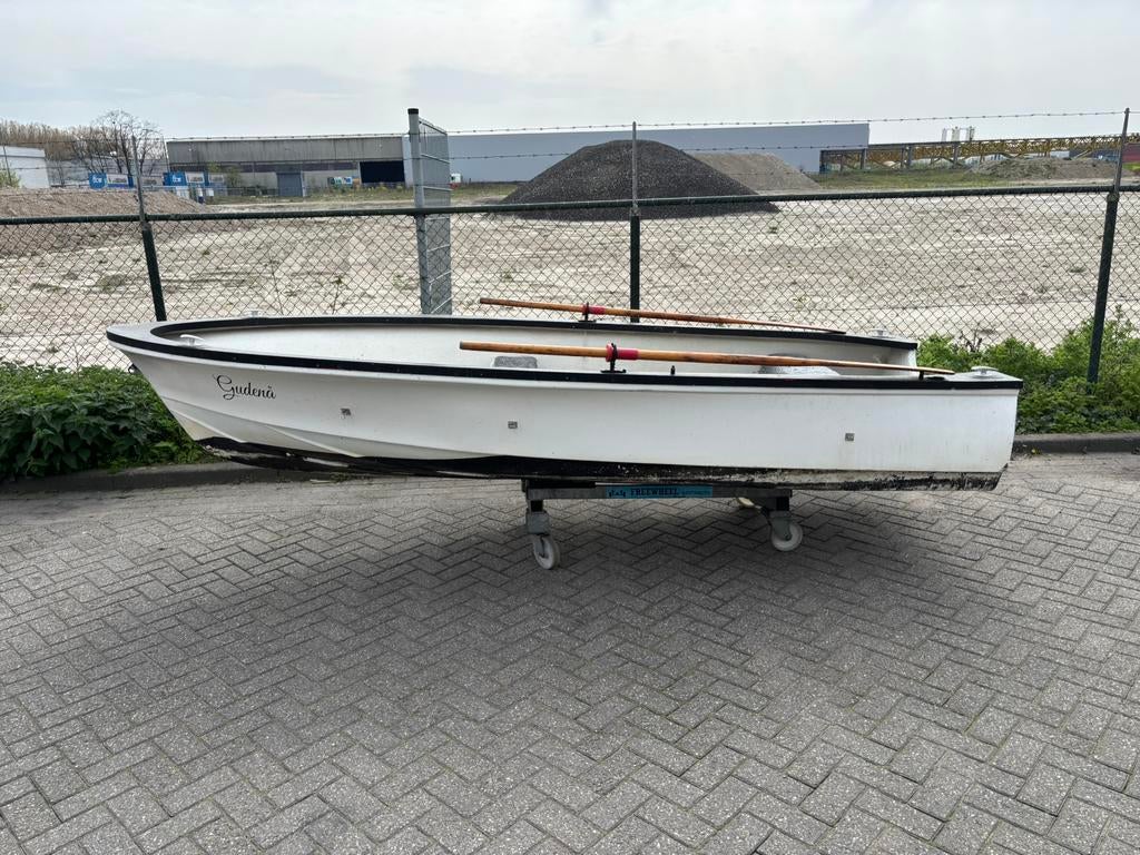 Bijboot/roeiboot, Watersport en Boten, Gebruikt, Benzine, Minder dan 70 pk, Overige materialen
