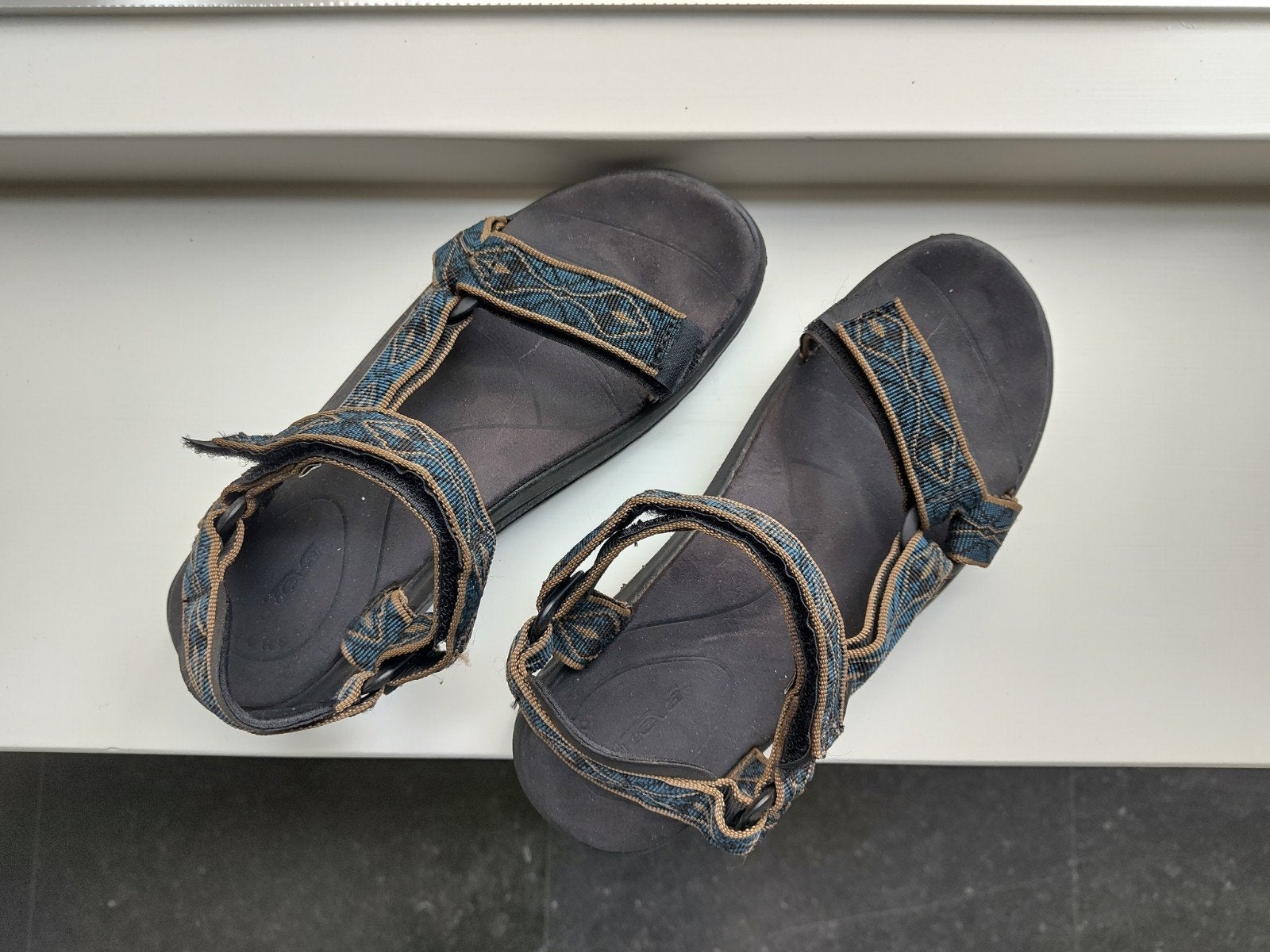 Teva Sandalen Maat 40.5 - Zo goed als nieuw, Zwart, Teva, Zo goed als nieuw, Ophalen