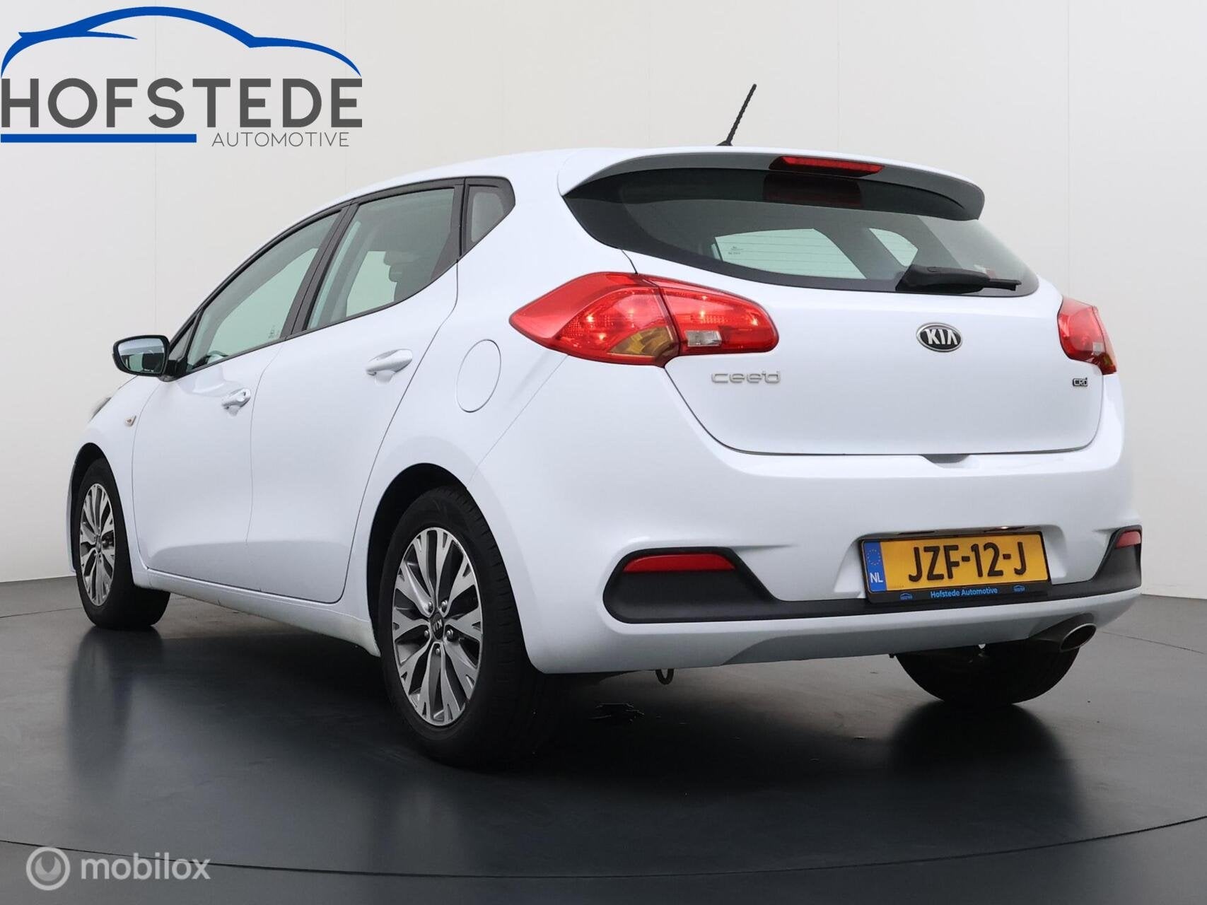 Kia cee'd 1.6 CRDi X-ecutive | Cruise | 88.304 KM, Auto's, Voorwielaandrijving, Euro 5, Gebruikt, Verwarmde buitenspiegels