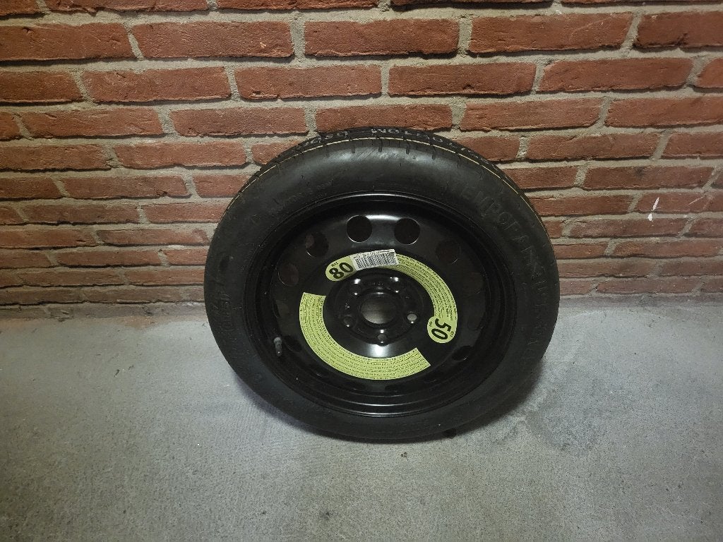 Reservewiel van volkswagen 16 inch, Ophalen, Zo goed als nieuw