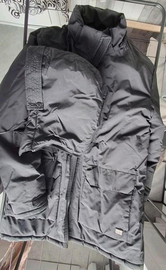 Winterjas Cars, heren, supernetjes. Maat M., Maat 48/50 (M), Zwart, Cars, Ophalen of Verzenden