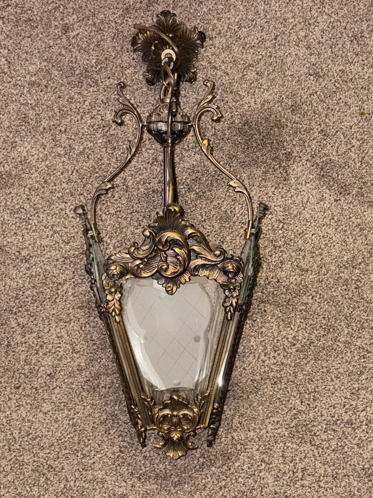 Messing Franse Art Nouveau kroonluchter met Satijnglans glas, Ophalen of Verzenden, Zo goed als nieuw, Glas