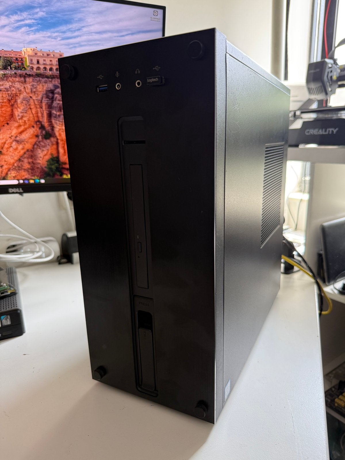 Medion PC: i5-9400F, 16GB DDR4, RX560, 256GB SSD+2TB HDD, Ophalen, Gebruikt, Gaming, HDD