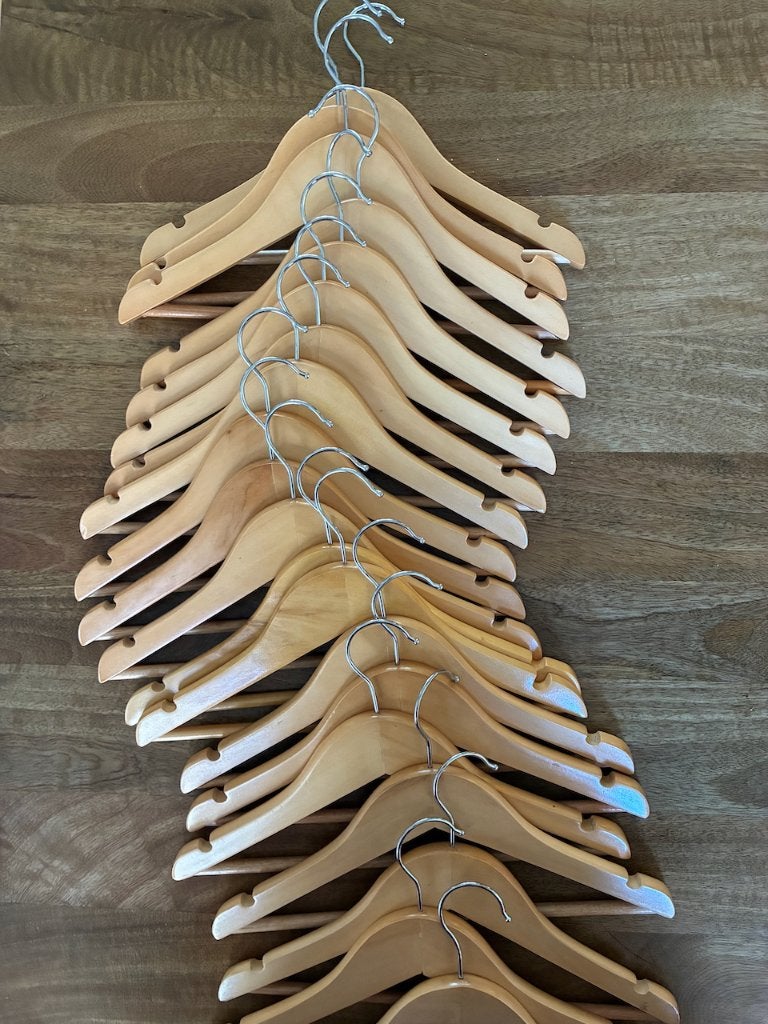 HEMA kledingshangers kind hout x20, Ophalen, Zo goed als nieuw, Hema, Jongen of Meisje