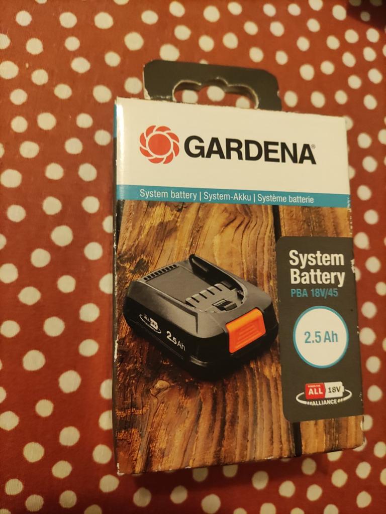 Nieuwe Gardena Accu 2.5 Ah - System Battery PBA 18V/45, Ophalen of Verzenden