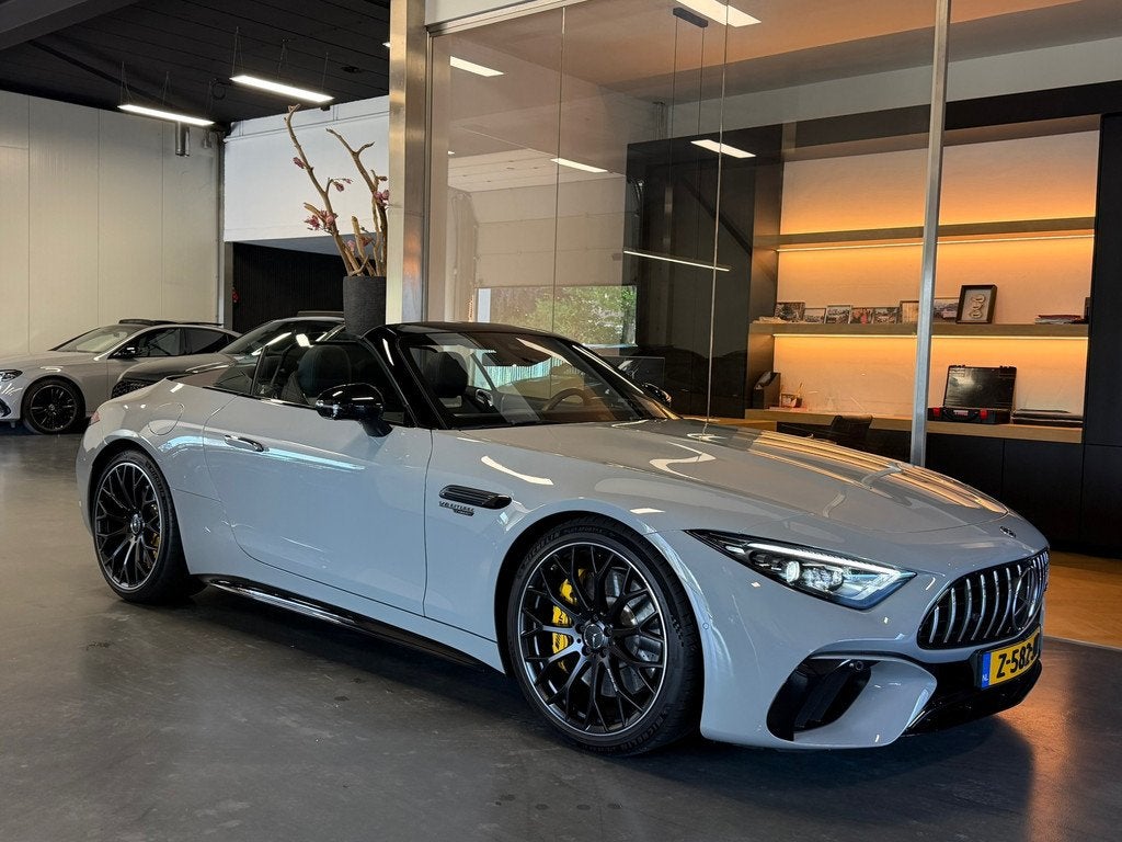 Mercedes-Benz SL-klasse Roadster AMG 63 4MATIC+ 2022 nardo g, Auto's, Automaat, Automatische klimaatregeling, Gebruikt, Cabriolet