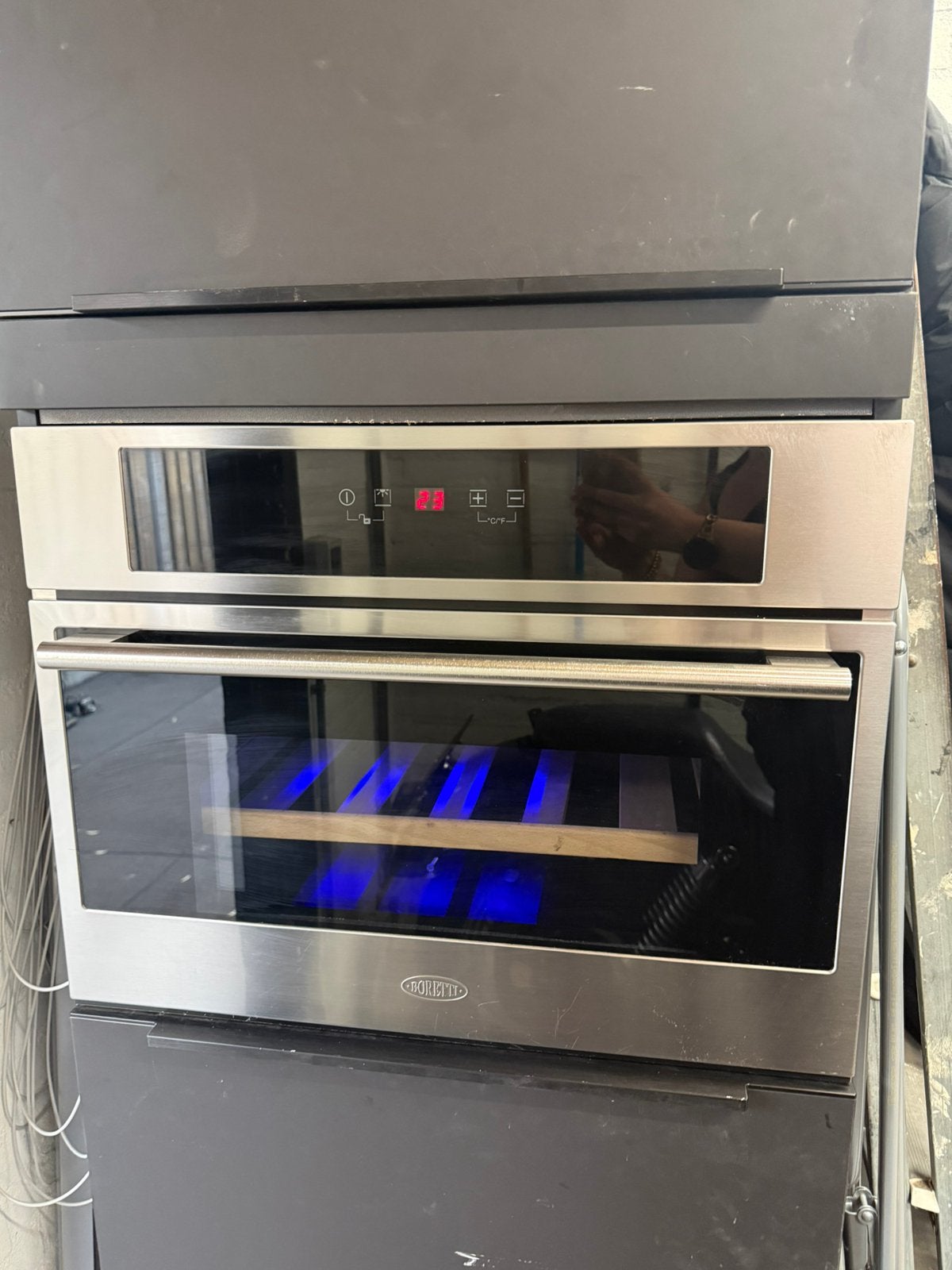 Boretti wijnklimaatkoelkast, Witgoed en Apparatuur, Ovens, Ophalen, Gebruikt, 60 cm of meer, Inbouw