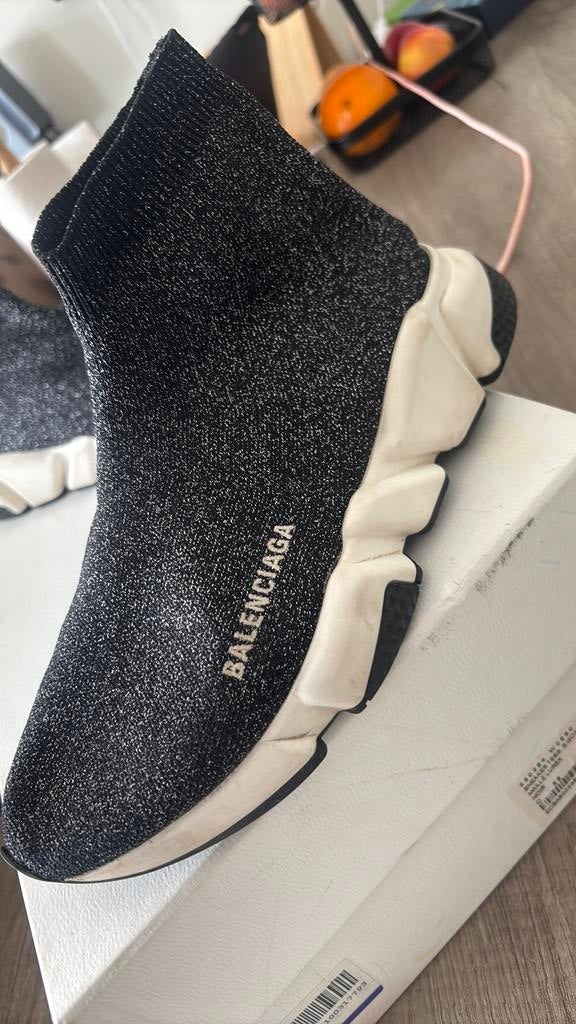 Origenele balenciaga limited edition, Ophalen of Verzenden, Zo goed als nieuw, Zwart