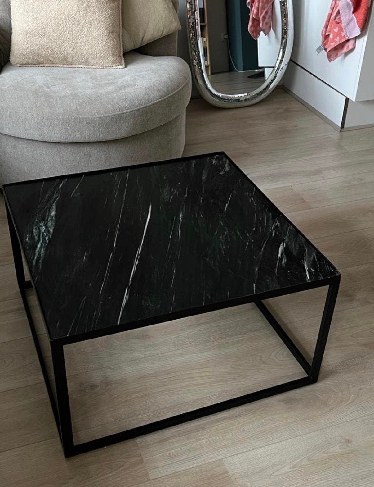 Salontafel Zwart Marmerlook met Metalen Frame, Ophalen, 100 tot 150 cm, Vierkant, 50 tot 100 cm