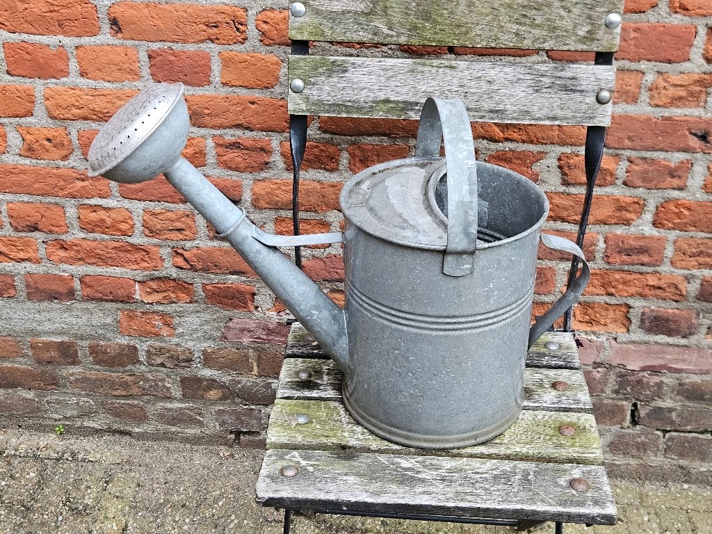 Oude,verweerde zinken Tuingieter nummer 4, Ophalen of Verzenden, Gebruikt, Metaal