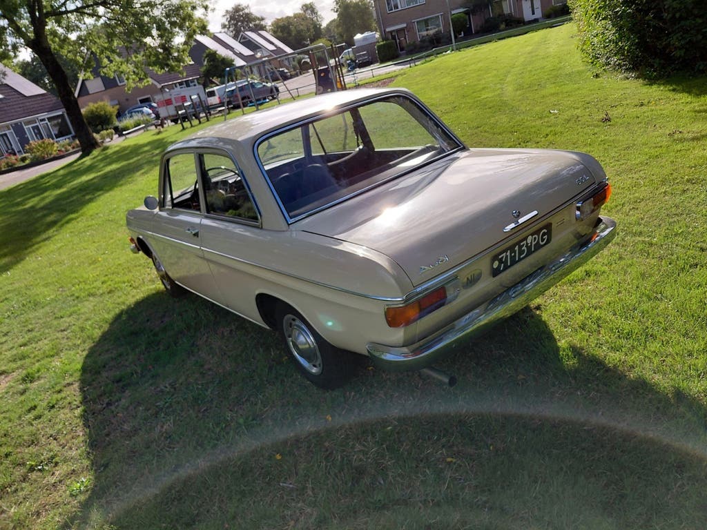 Audi 60 L in zeer nette staat, foto 4