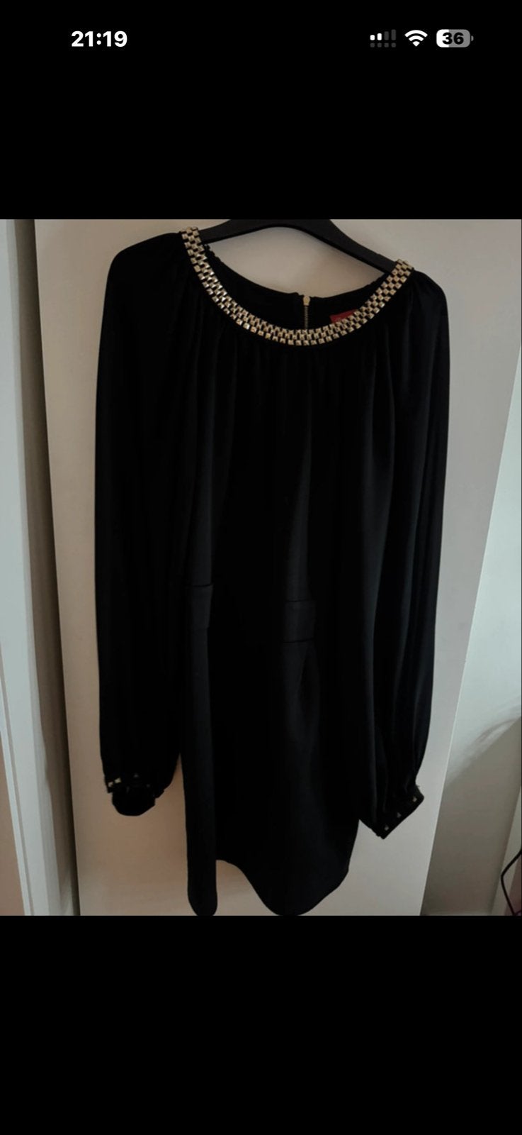 Zwart feestelijk jurkje met gouden details in maat m/l, Kleding | Dames, Zwart, Maat 42/44 (L), Ophalen of Verzenden, Gedragen
