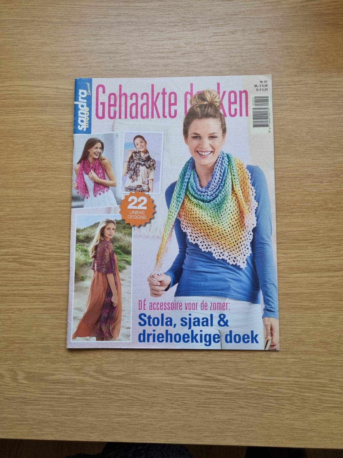 Sandra Gehaakte Deken: Stola, Sjaal & Driehoekige Doek, Verzenden, Haken, Patroon of Boek