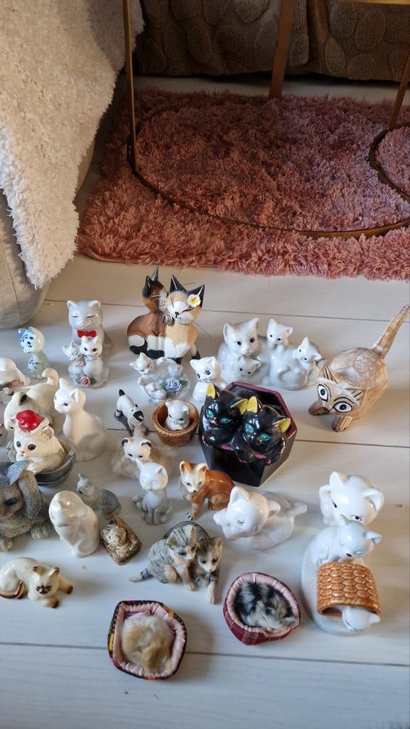 Grote verzameling katten beeldjes - diverse soorten, Ophalen, Gebruikt, Hond of Kat, Beeldje of Figuurtje