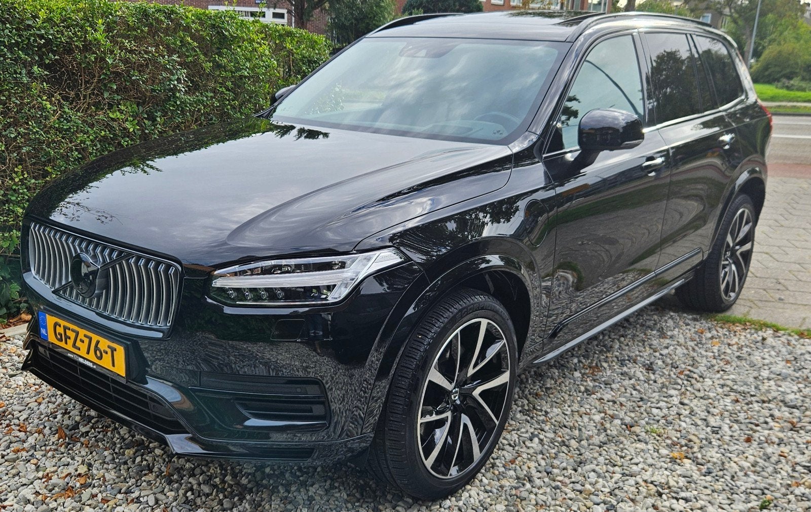 Volvo XC90 T8 Twin Engine AWD Plug-in Hybrid, 2021, 83000km, Auto's, 7 stoelen, Zwart, Plug-in hybride, 303 pk