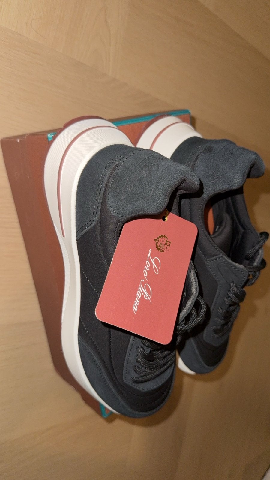 Loro Piana Sneakers - Nieuw met label 1 op 1, Ophalen of Verzenden, Nieuw, Zwart, Sneakers of Gympen