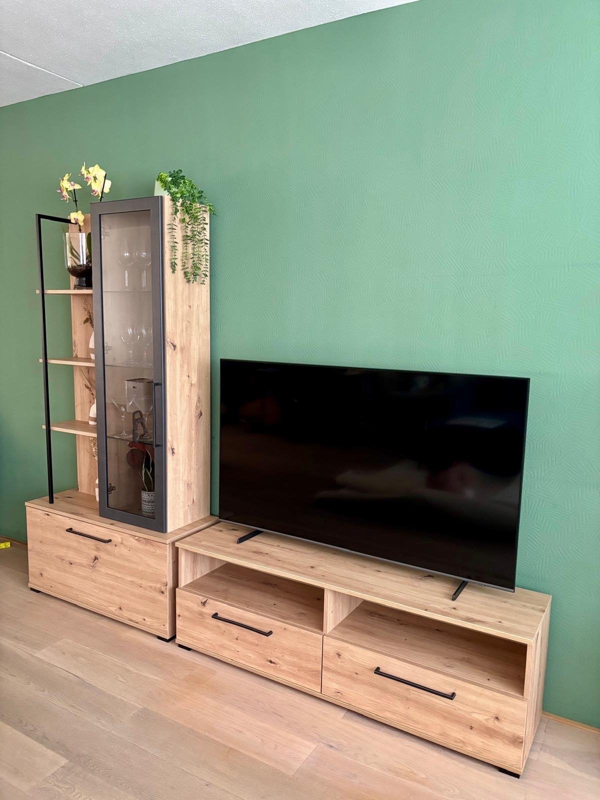 TV-meubel, Ophalen, Zo goed als nieuw, 150 tot 200 cm, 25 tot 50 cm