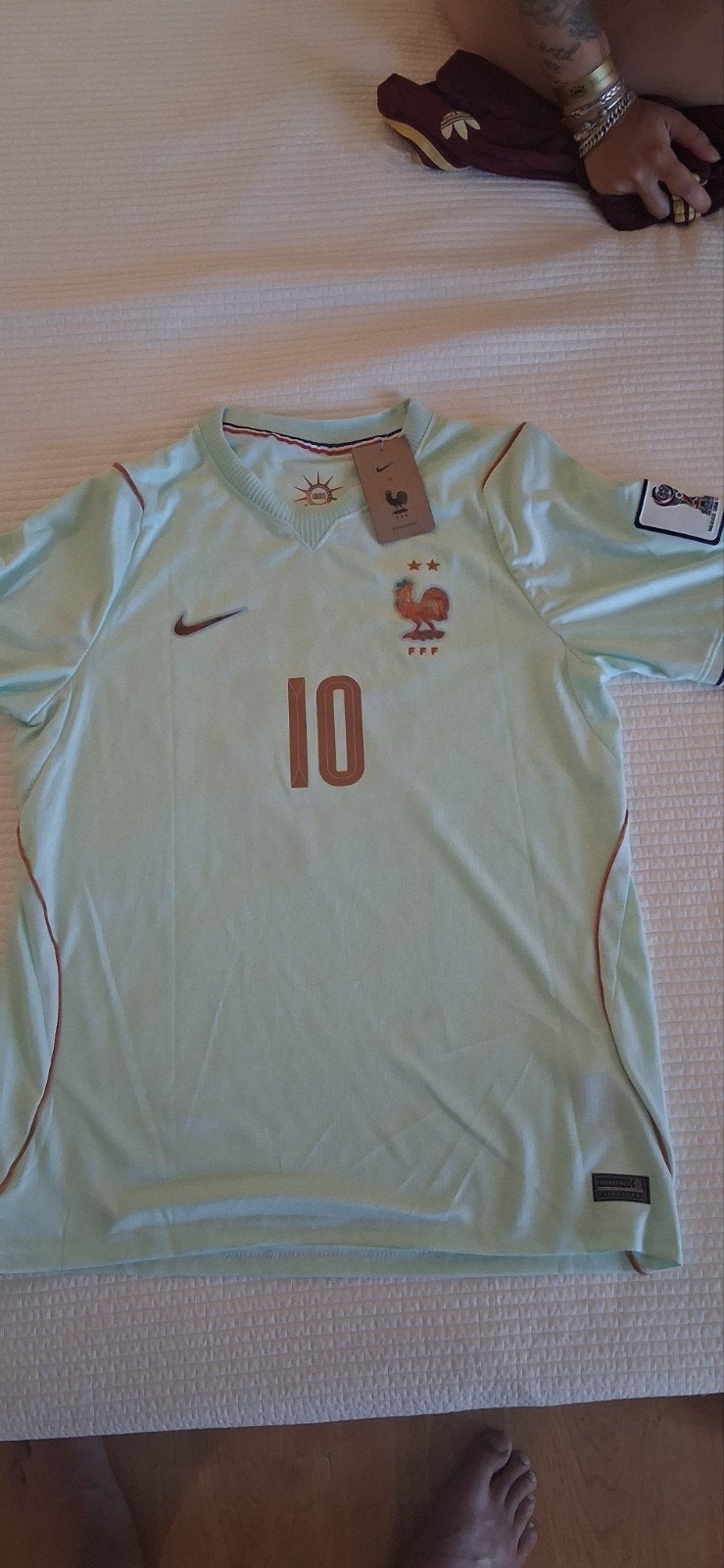 Frankrijk Voetbalshirt Mbappe #10 Wk 2026 - Maat L - Nieuw!, Kleding | Heren, T-shirts, Maat 52/54 (L), Nieuw, NIKE, Ophalen of Verzenden