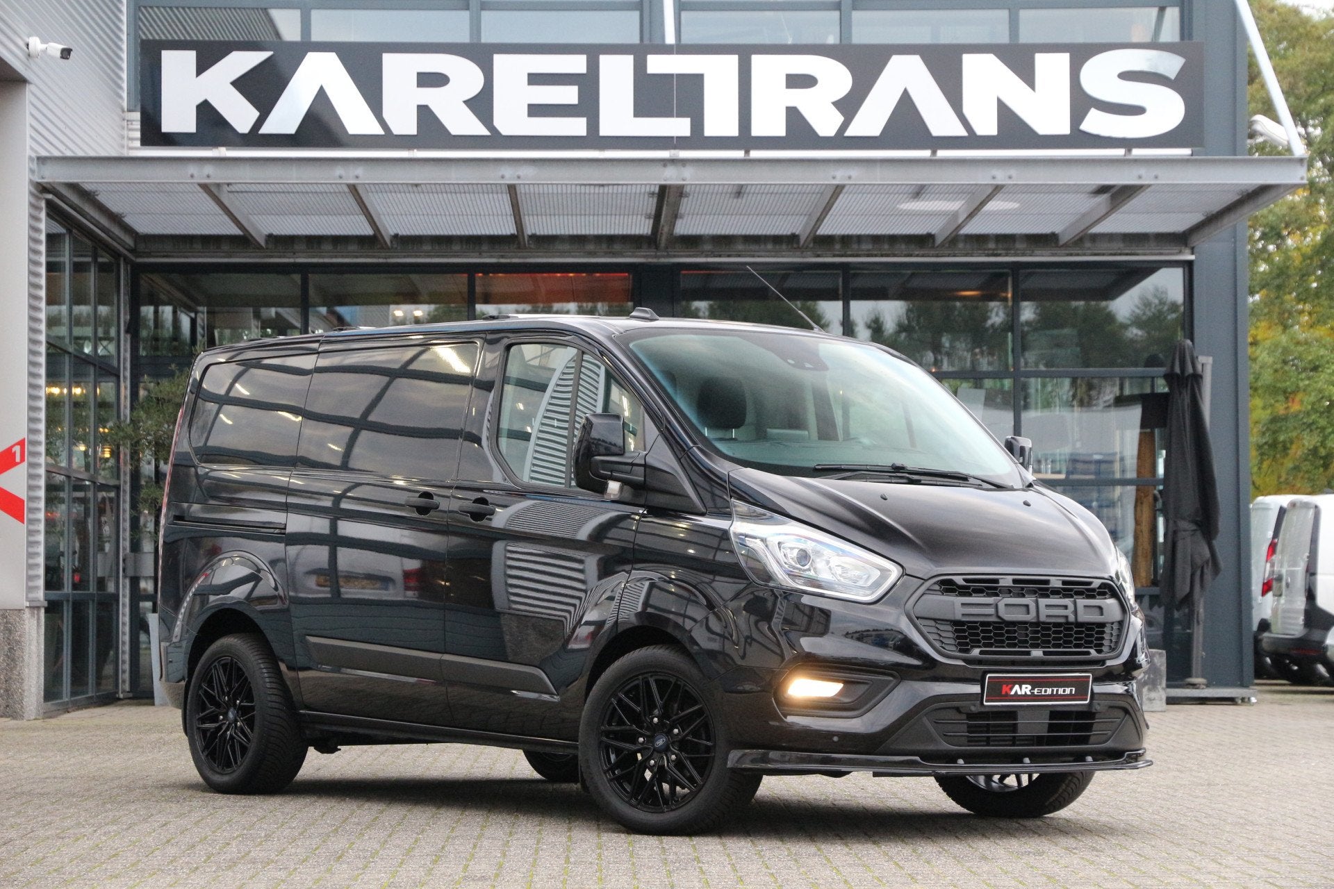 Ford Transit Custom 2.0 TDCI 130 | 2X Schuifdeur | Trekhaak, Voorwielaandrijving, Verwarmde buitenspiegels, Stof, 4 cilinders
