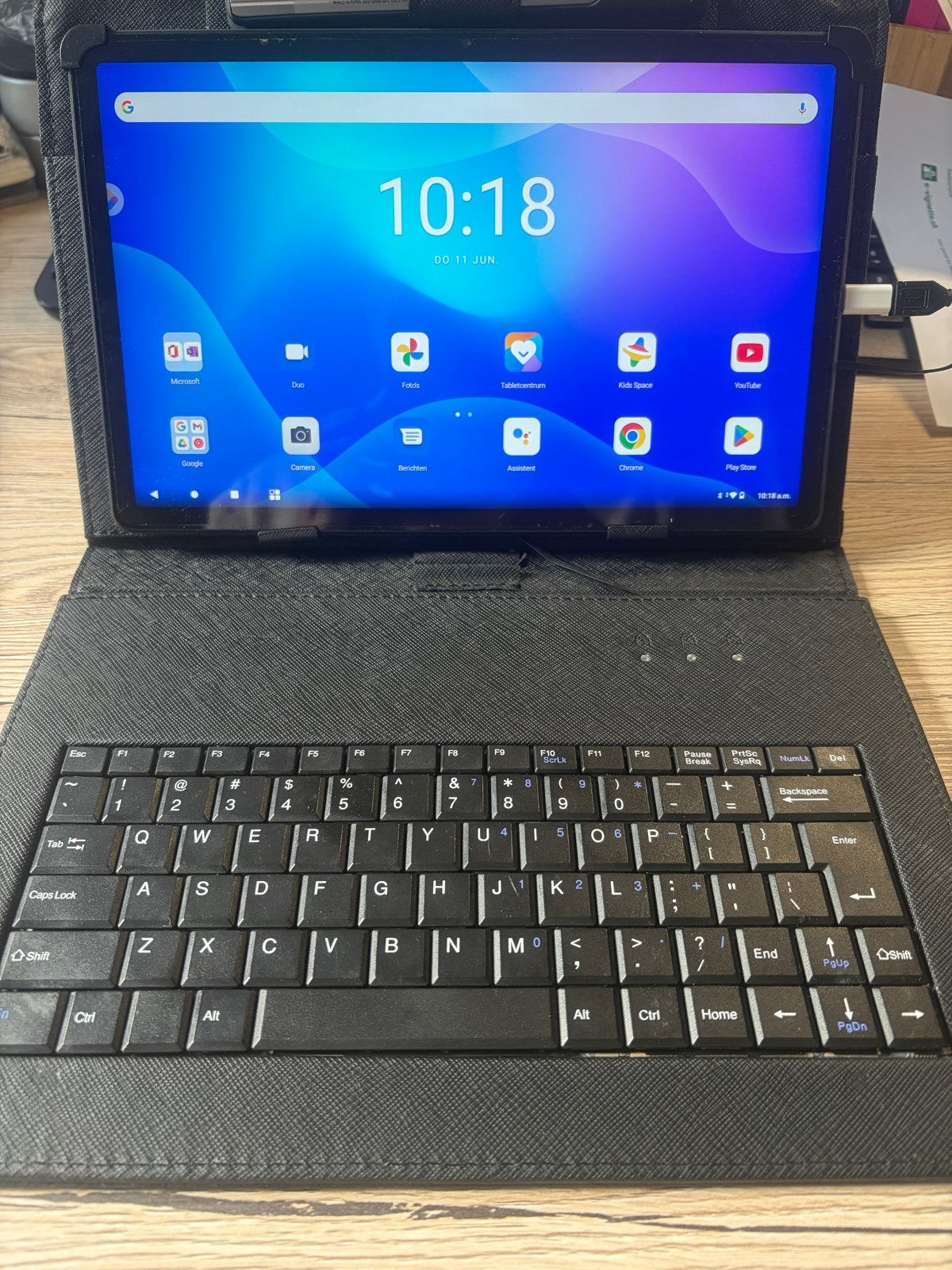 Lenovo Tab M10 FHD Plus (2e Gen) TB-J606L met toetsenbord, 10 inch, Ophalen of Verzenden, Zo goed als nieuw, 64 GB