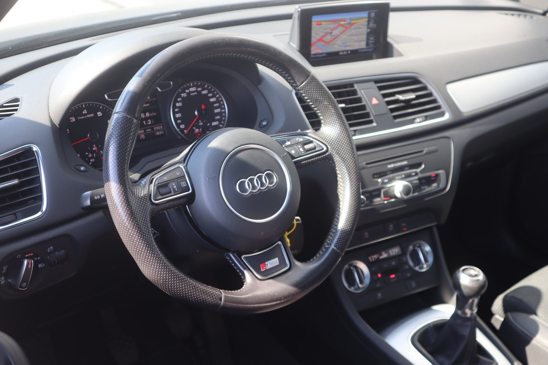 Audi Q3 1.4 TFSI Sport Edition | 2X S-Line | NAP | Pano, Auto's, Audi, 730 kg, 4 cilinders, 150 pk, Origineel Nederlands