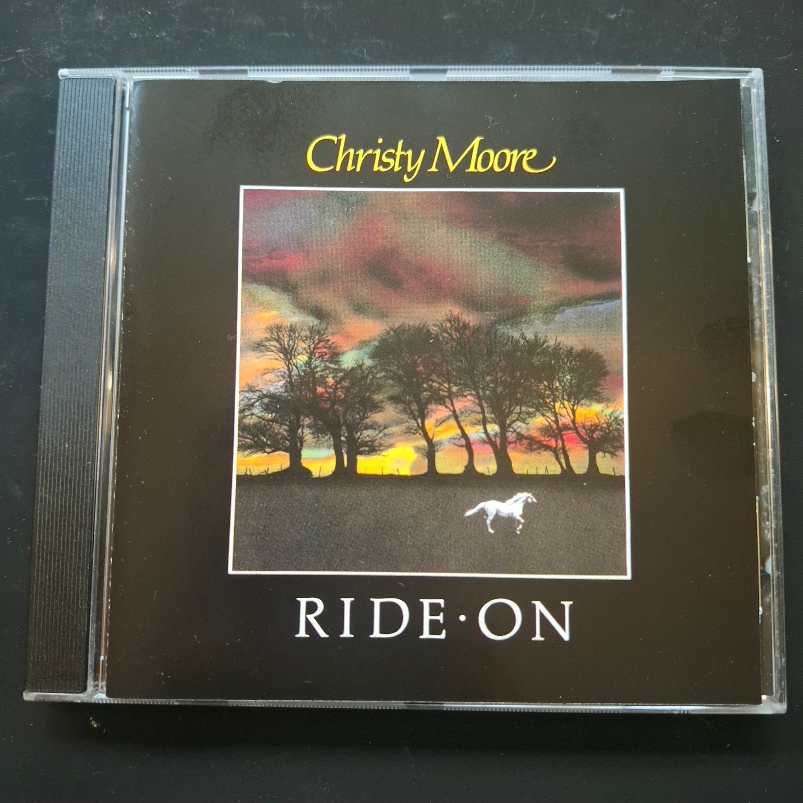 Christy Moore - Ride On CD (goede staat), Inclusief boekje, Gebruikt, Ophalen of Verzenden, Folk