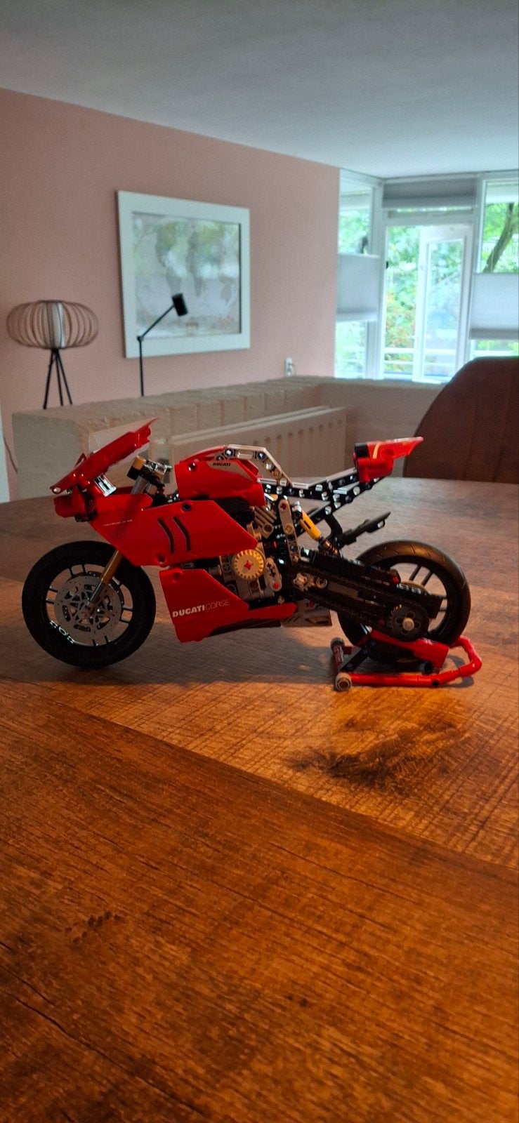 LEGO Technic Ducati Panigale V4 R - Zo goed als nieuw, Inclusief instructies, Lego, Ophalen of Verzenden, Zo goed als nieuw