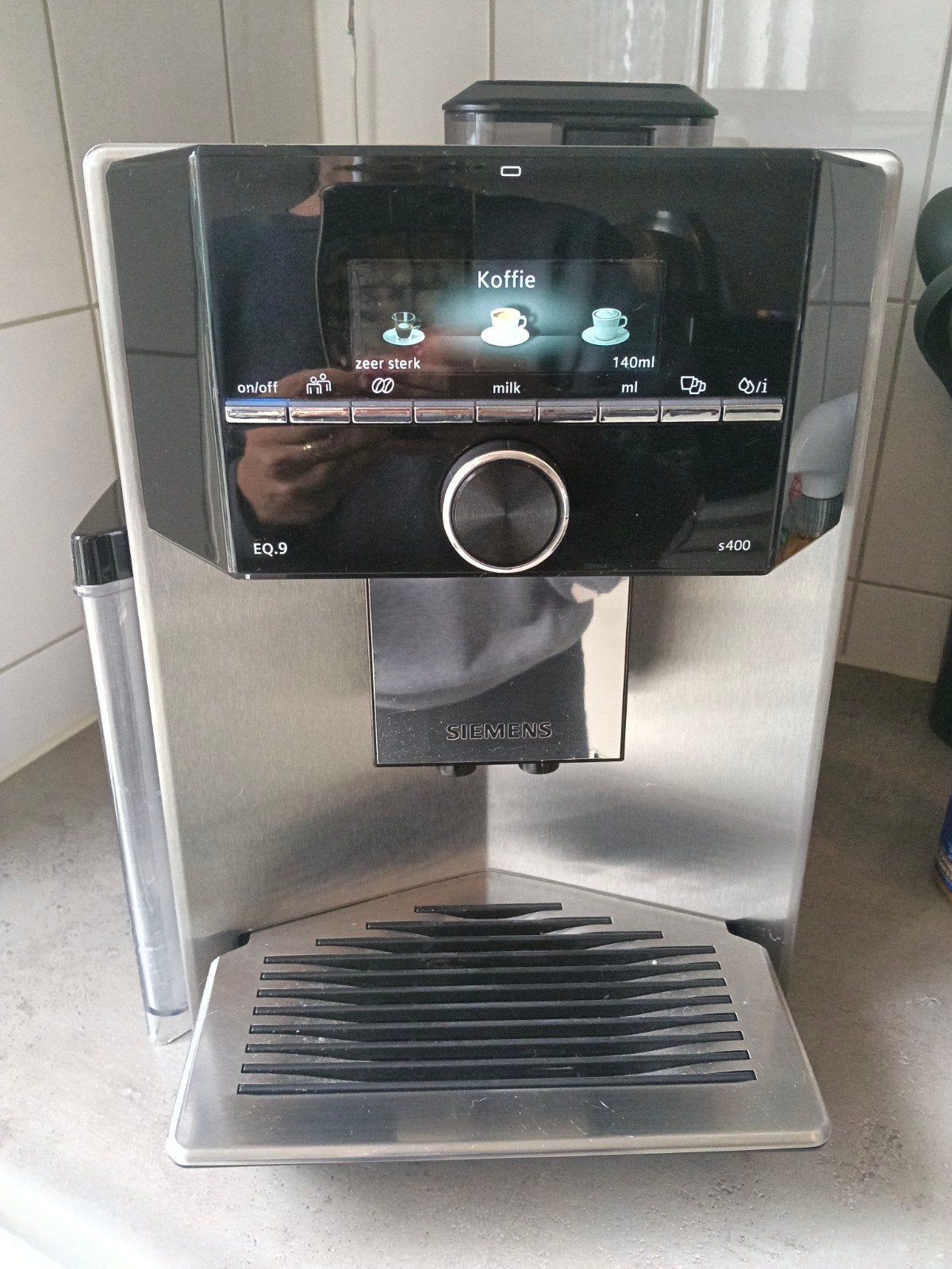 Siemens EQ.9 s400 volautomatische espressomachine, Ophalen, Afneembaar waterreservoir, Gebruikt, Espresso apparaat