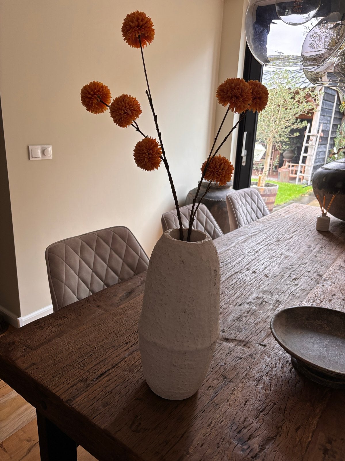 Decoratieve takken met oranje bloemen, Ophalen of Verzenden, Zo goed als nieuw, Oranje, Kunststof