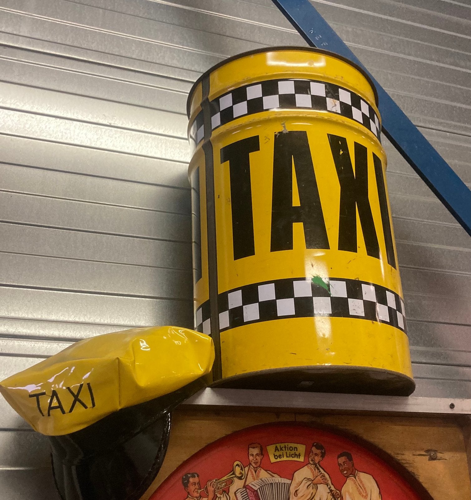 Vintage Taxi pet en giga ijzeren blik van 70 cm, Ophalen, Zo goed als nieuw