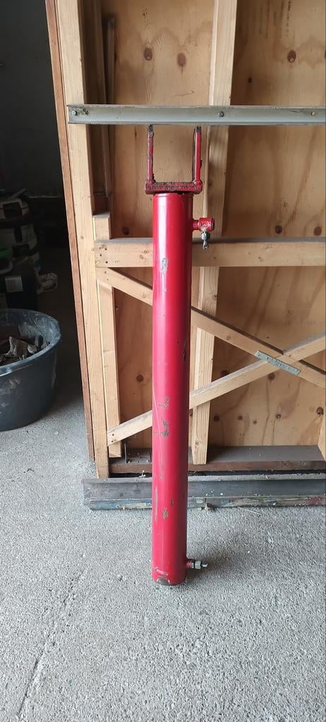 Grote zware cilinder, Ophalen