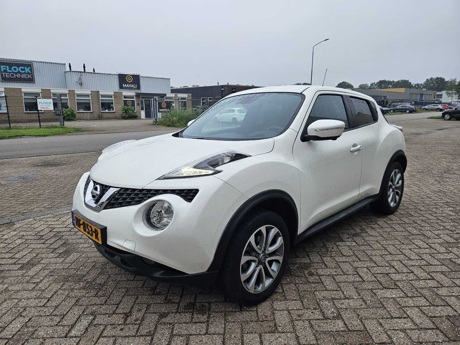 Nissan - 2015 - Juke - 1.6 Connect Edition - HF-853-R, Euro 6, 4 cilinders, Origineel Nederlands, Bedrijf