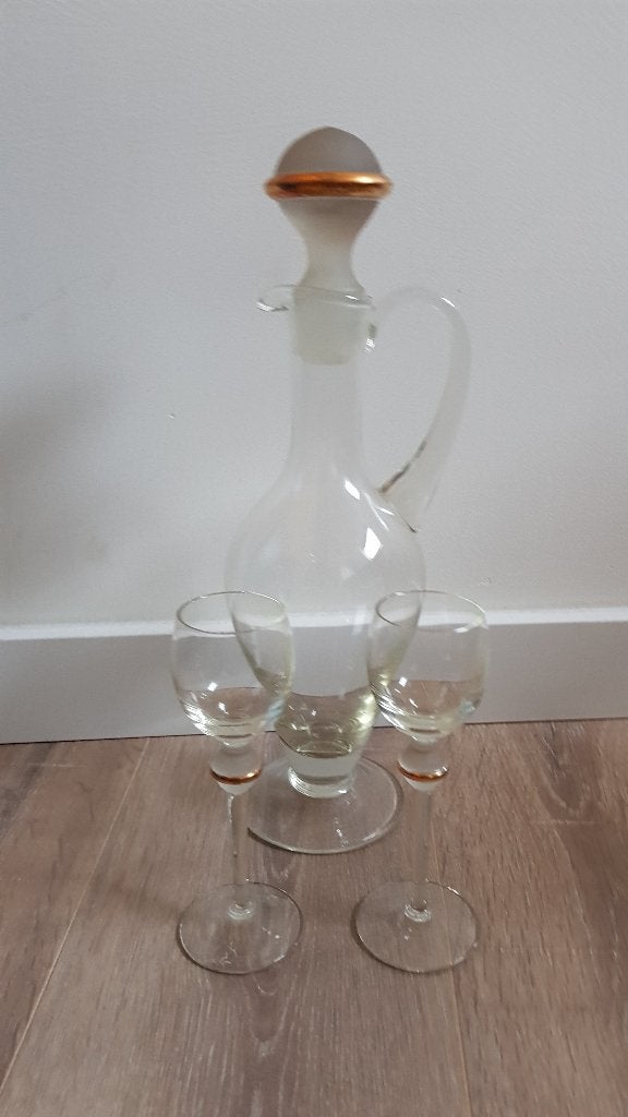 Glazen karaf met 2 glaasjes, Ophalen of Verzenden