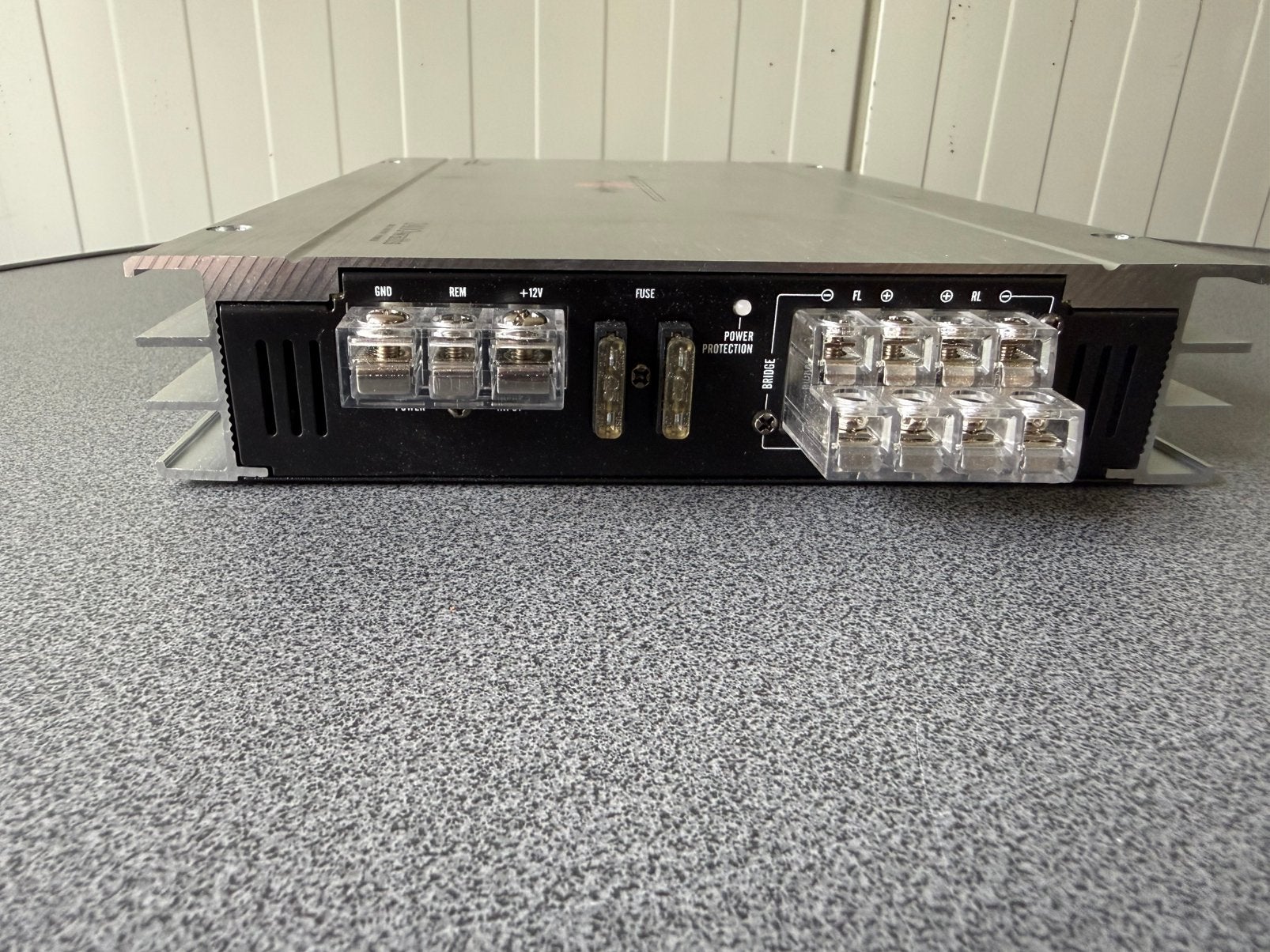 Excalibur X600.4 - Autoversterker - 4-Kanaals - 2400W Piek, Ophalen of Verzenden, Zo goed als nieuw
