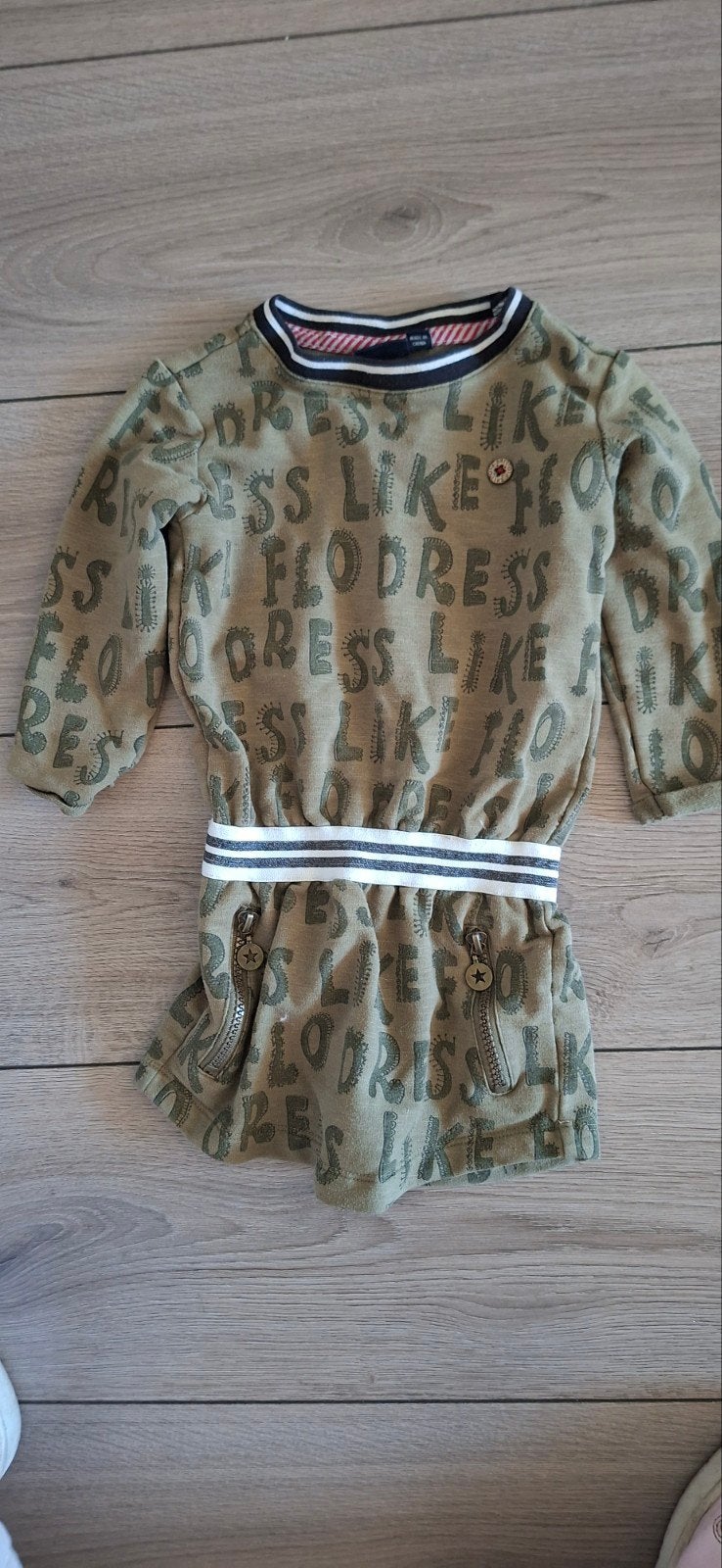 Flo jurkje maat 104, Gebruikt, Meisje, Ophalen of Verzenden, Jurk of Rok