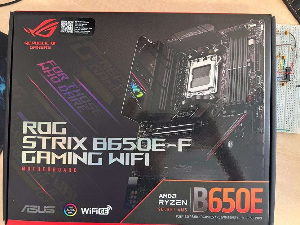 ASUS ROG Strix B650E-F Gaming WiFi Moederbord, Computers en Software, Moederborden, Ophalen of Verzenden, Nieuw, AMD, DDR5