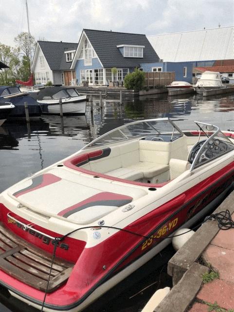 Bayliner Wake-challenger skiboot v8 22ft., Watersport en Boten, Ophalen, Binnenboordmotor, 6 meter of meer, Zo goed als nieuw