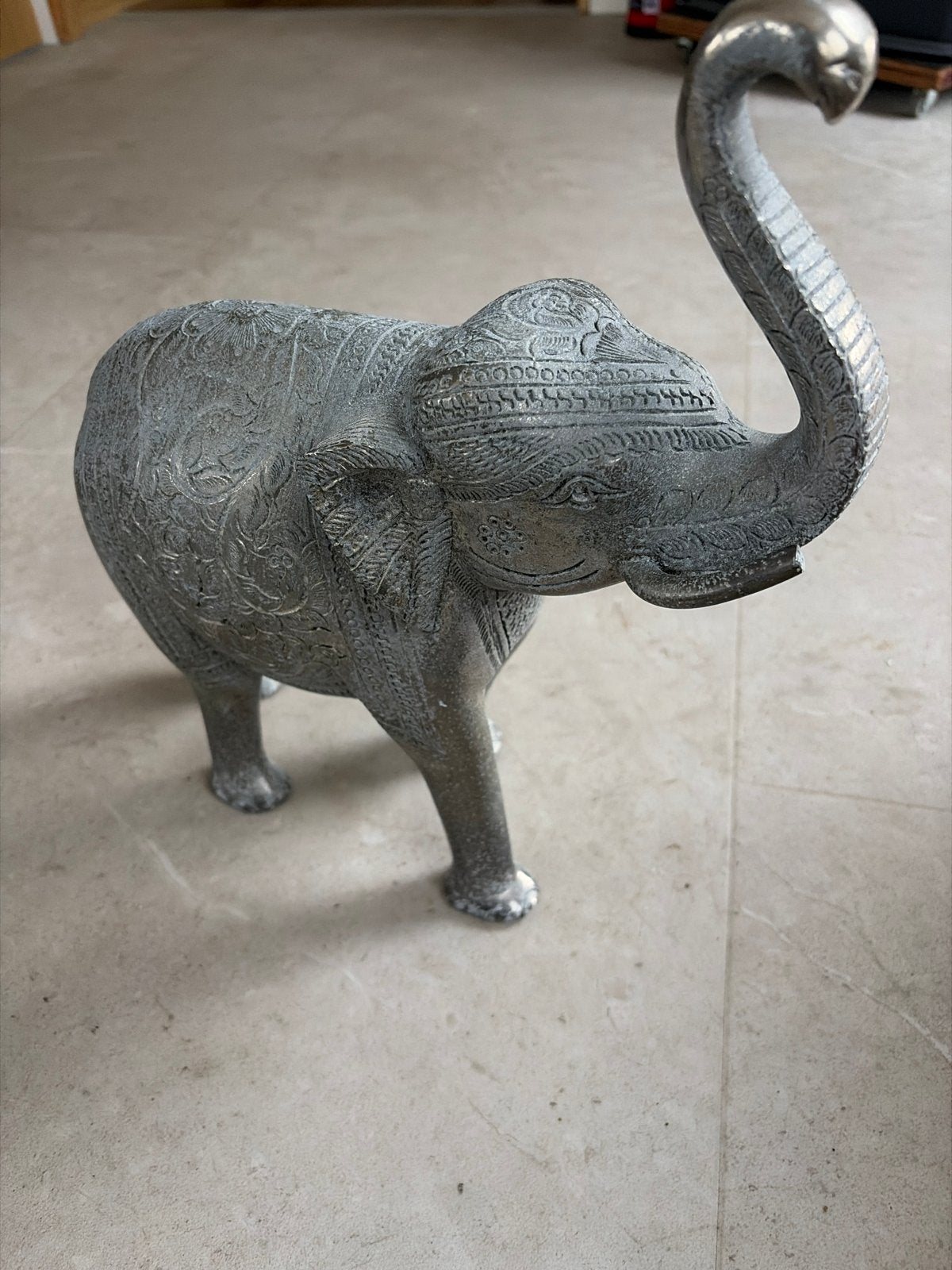 Decoratieve olifant met gedetailleerde gravures, Ophalen of Verzenden