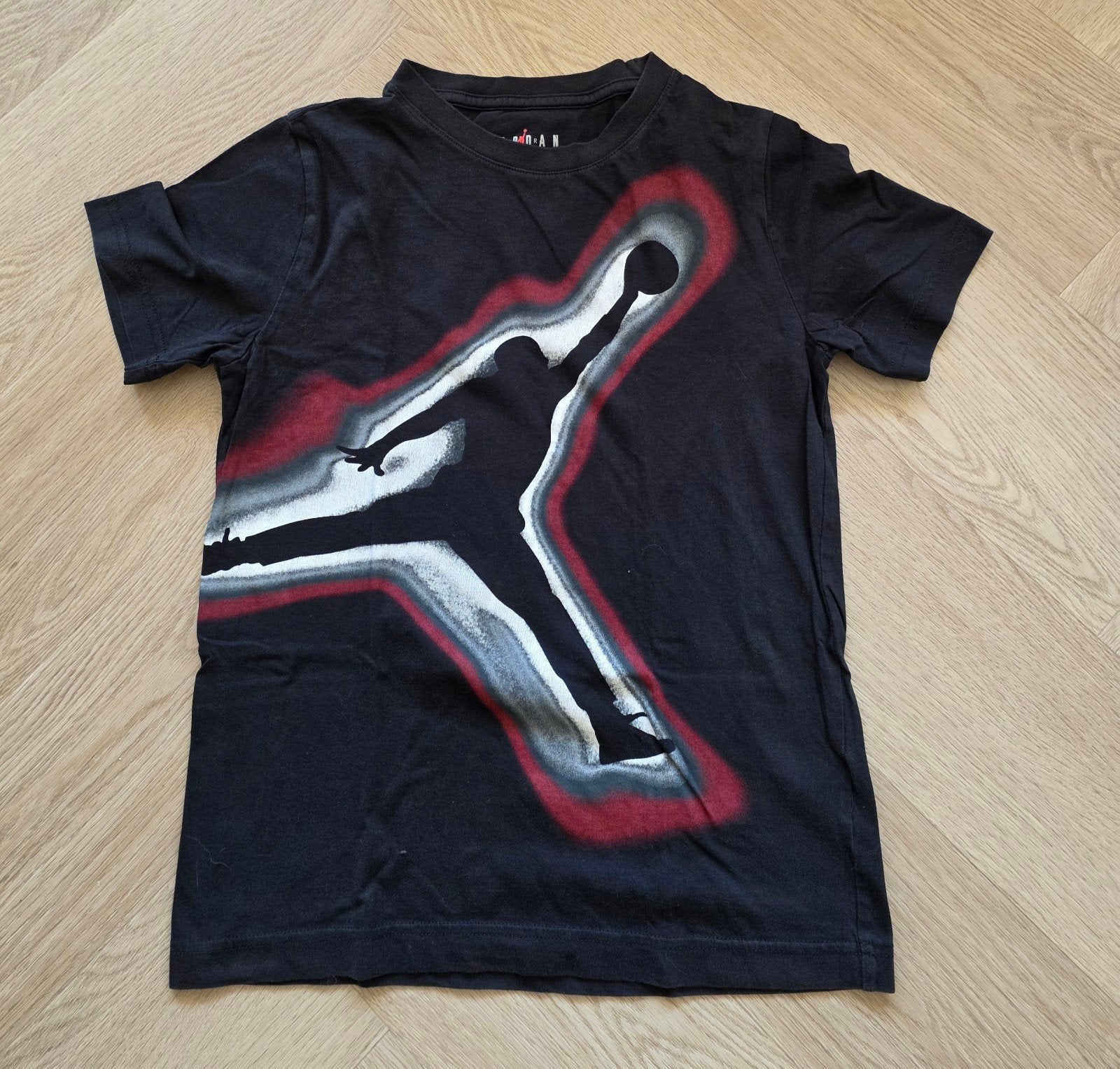 Jordan T-shirt Zwart met Jumpman Logo, Ophalen of Verzenden, Zo goed als nieuw, Jongen, Shirt of Longsleeve