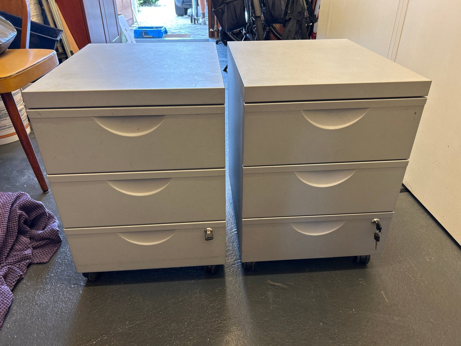 2x Archiefkast met 3 laden - Grijs, afsluitbaar, Ophalen, Gebruikt, 50 tot 100 cm, 3 of 4 laden