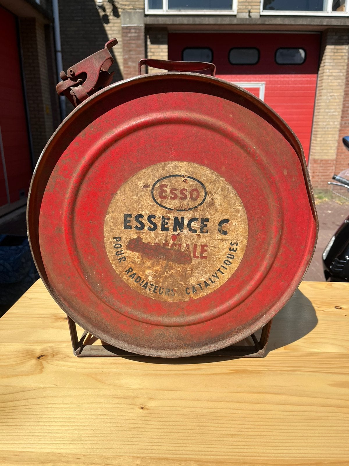 Esso oliebidon mancav vintage leuk ding om te hebben, Ophalen, Zo goed als nieuw